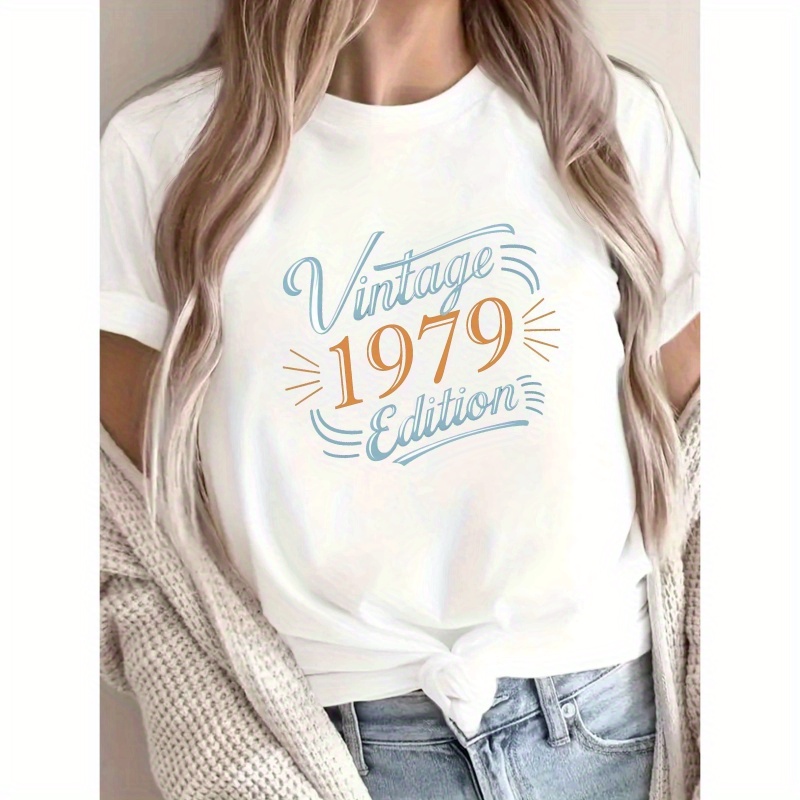 

Retro Version Vintage 1979 Print T-shirt, Short Sleeve Crew Neck Casual Top For Summer & Spring, Women's Clothing