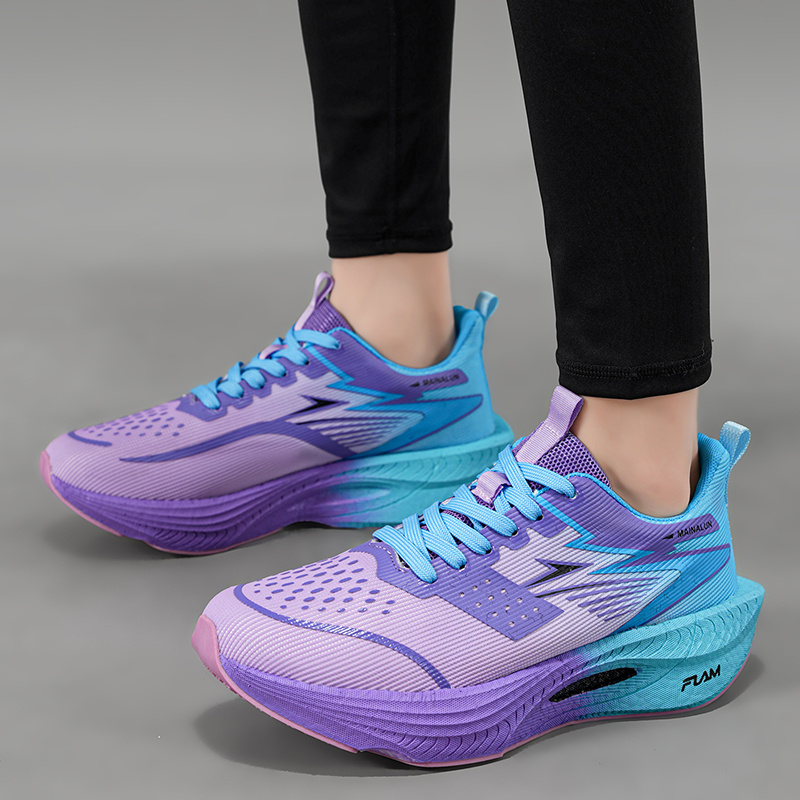 Ultra-Lightweight Men'S Casual Sneakers Designed for Professional Use, Ideal for Marathon Running. These Training Shoes Feature Shock Absorption, a Breathable Low-Top Design, And a Fluorescent Upper with a Sole. Perfect for Year-Round Training