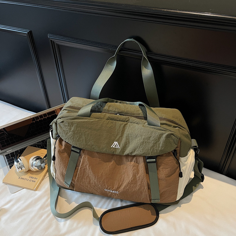 Dry Wet Duffle Bag For Men Women, Color Block Large Capacity Gym Sports Bag, Portable Crossbody Weekender Travel Bag, Lightweight Overnight Luggage Bag For Swimming