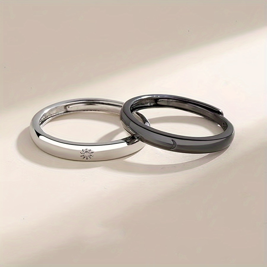 2pcs Sun and Moon - Couple Ring Set - 2 Adjustable Open Rings - Ideal for Lovers - No Engraving - Perfect Gift for Christmas, Halloween, Valentine's Day