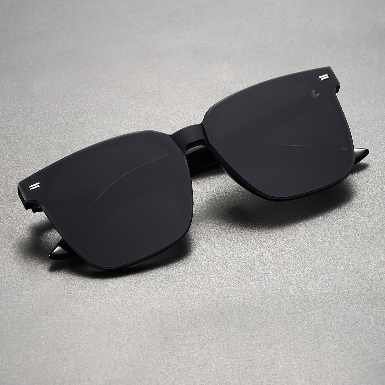 TEMU Men's Stylish Square Frame Fashion Glasses With Rivet Detail, Daily Wear