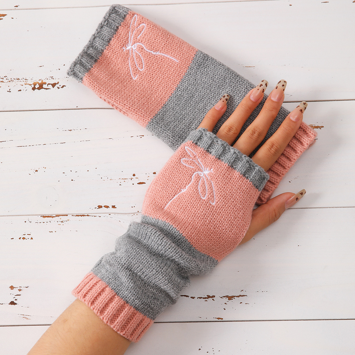 TEMU Embroidered Knit Gloves - , Stretchy & Half- Touchscreen Gloves For Women