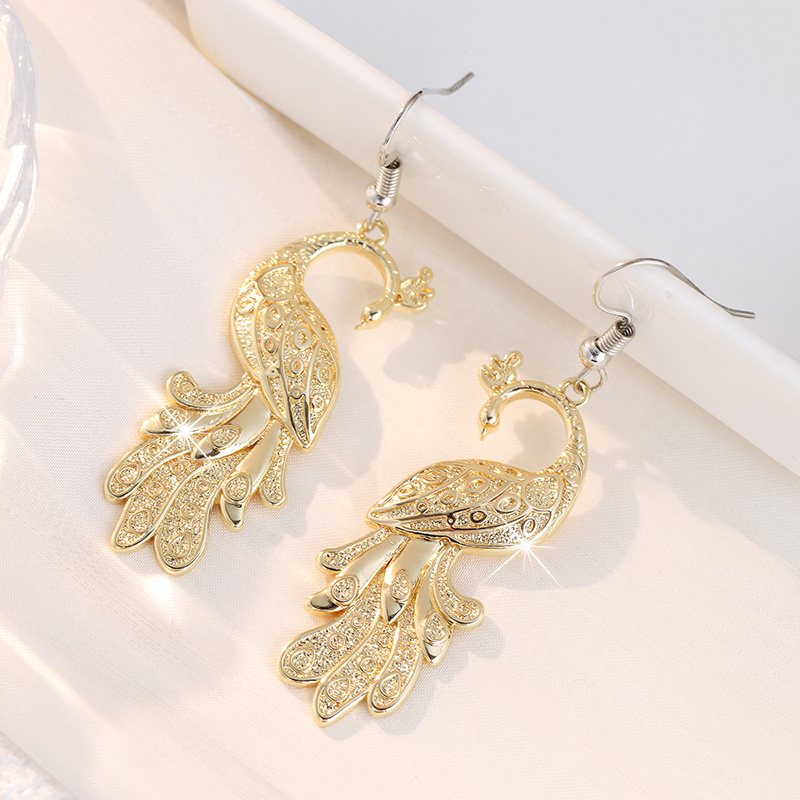 Vintage Relief Peacock Earrings for Women, Elegant Design