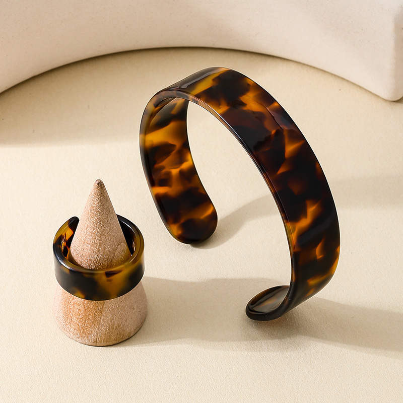 Acrylic Tortoiseshell Cuff Bracelet and Ring Set for Daily and Party