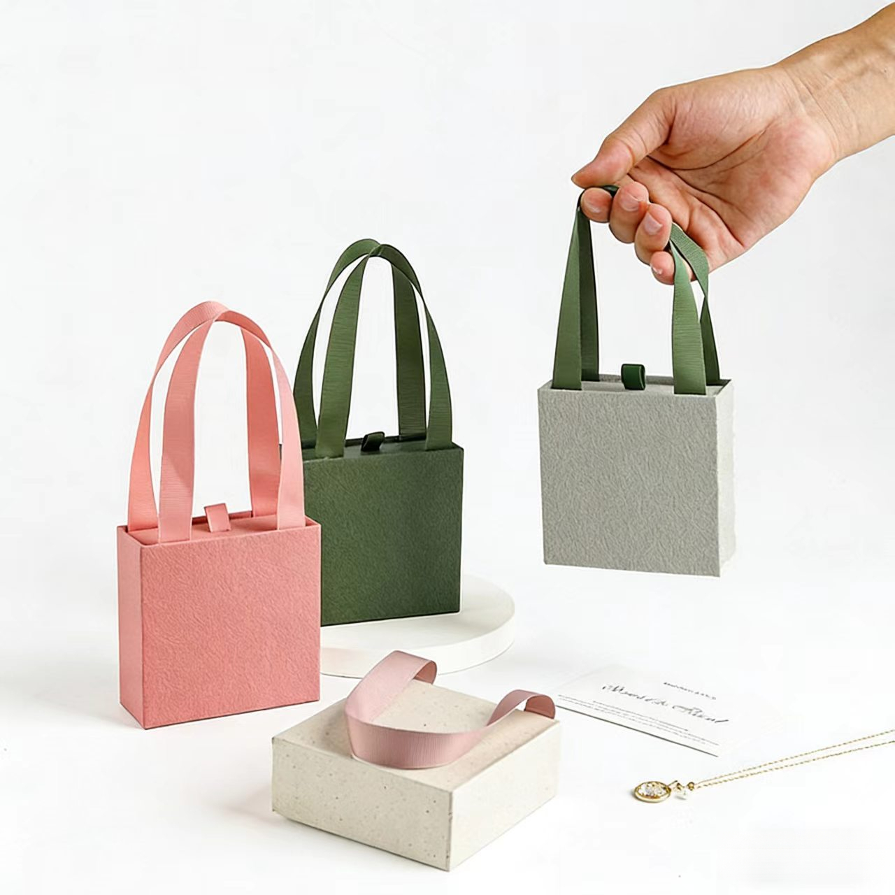 Customizable Pull-out Jewelry Box, Elegant Storage Solution