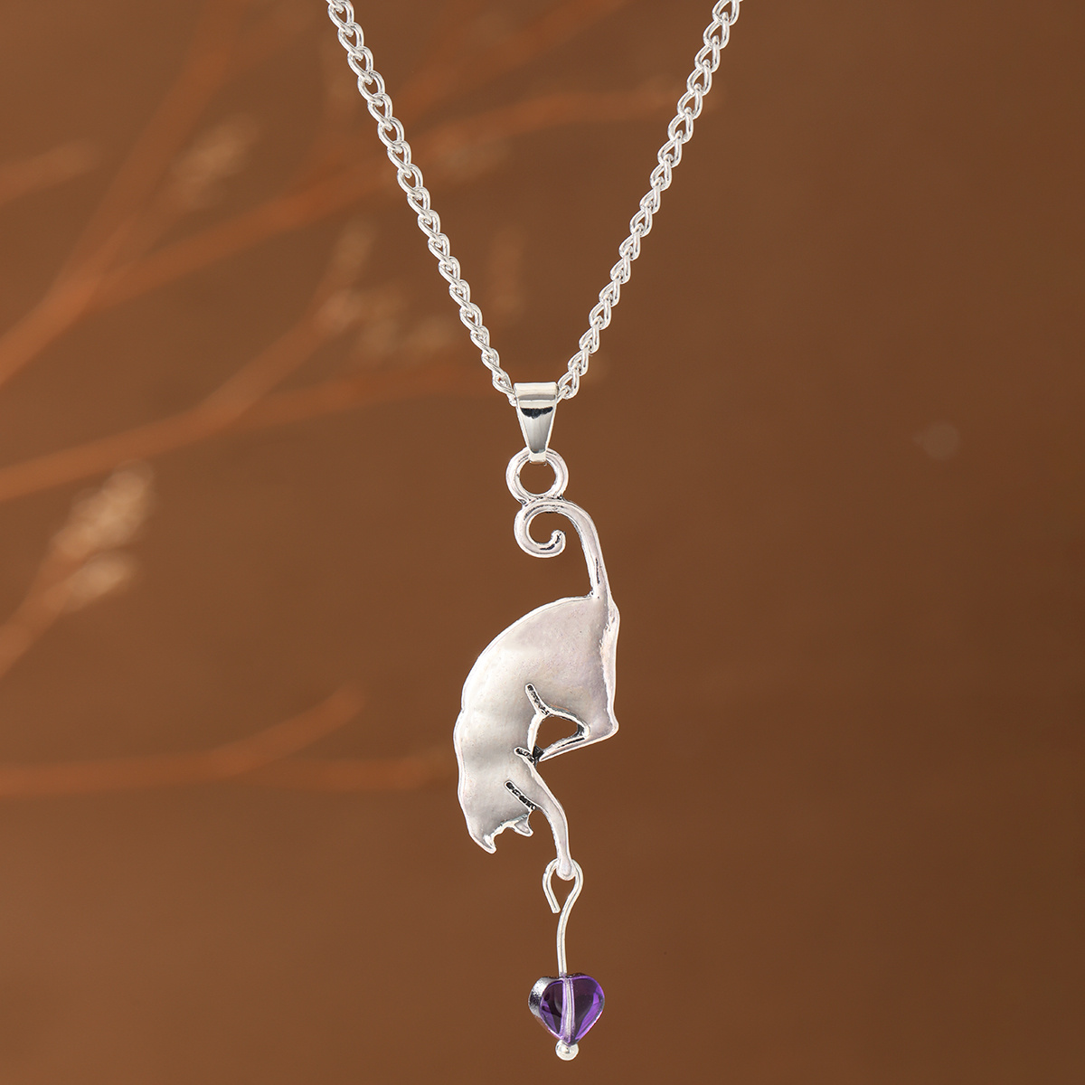 TEMU Minimalist Niche-style Curved Cat Pendant Necklace For Women With Purple Simulated Gemstone, Suitable For Dating, Gatherings, And Parties As An