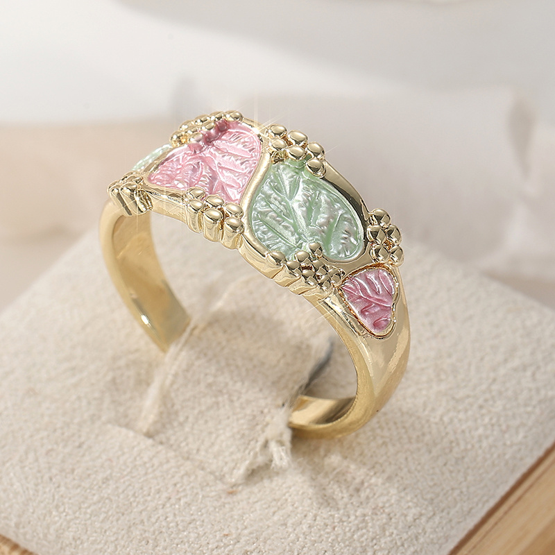 Women's Bohemian Two-Tone Vine Leaf Ring, Vintage Carved