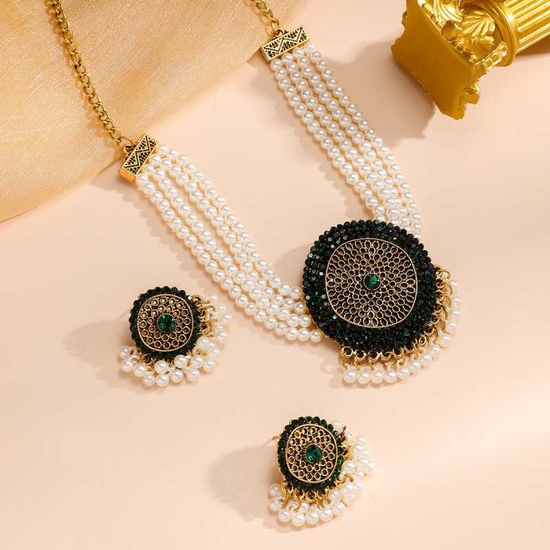 Women's Imitation Pearl Multi-Layer Trendy Necklace, Retro Style