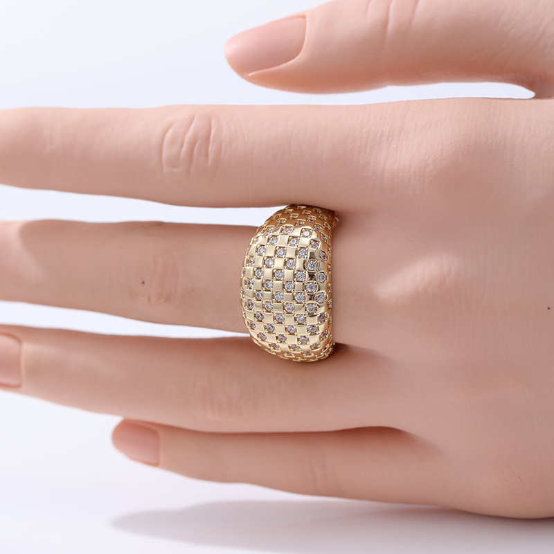 Women's Wide Fashion Ring with Grid Design and Synthetic Zirconia