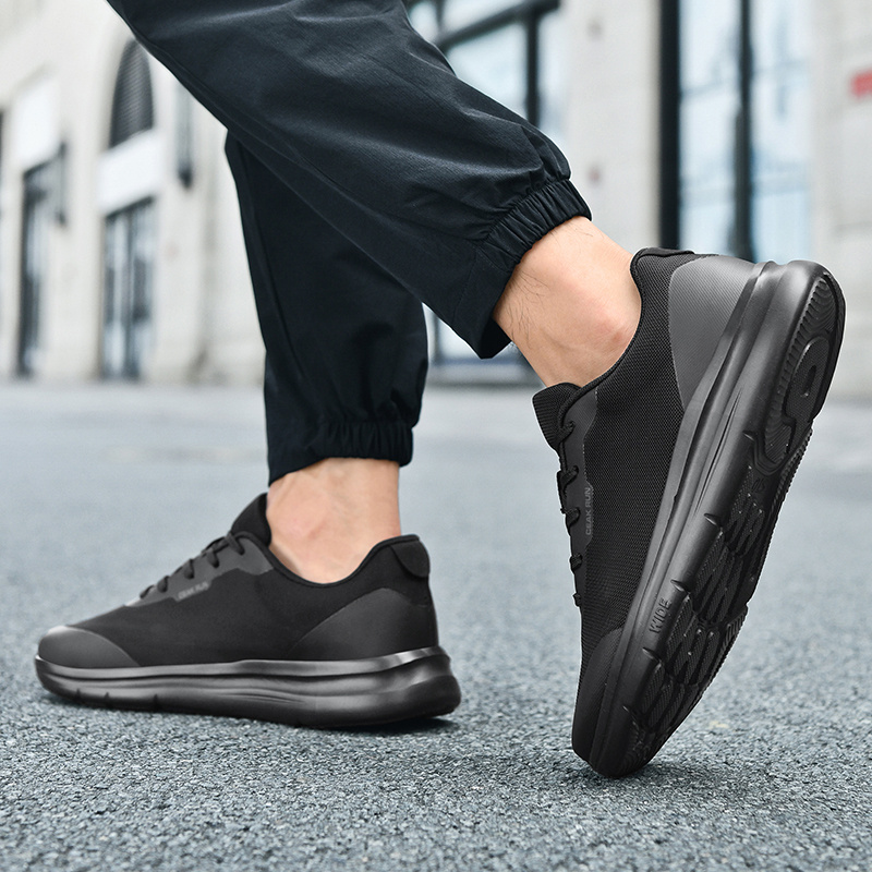 Men's Extra Wide & Large Sneakers