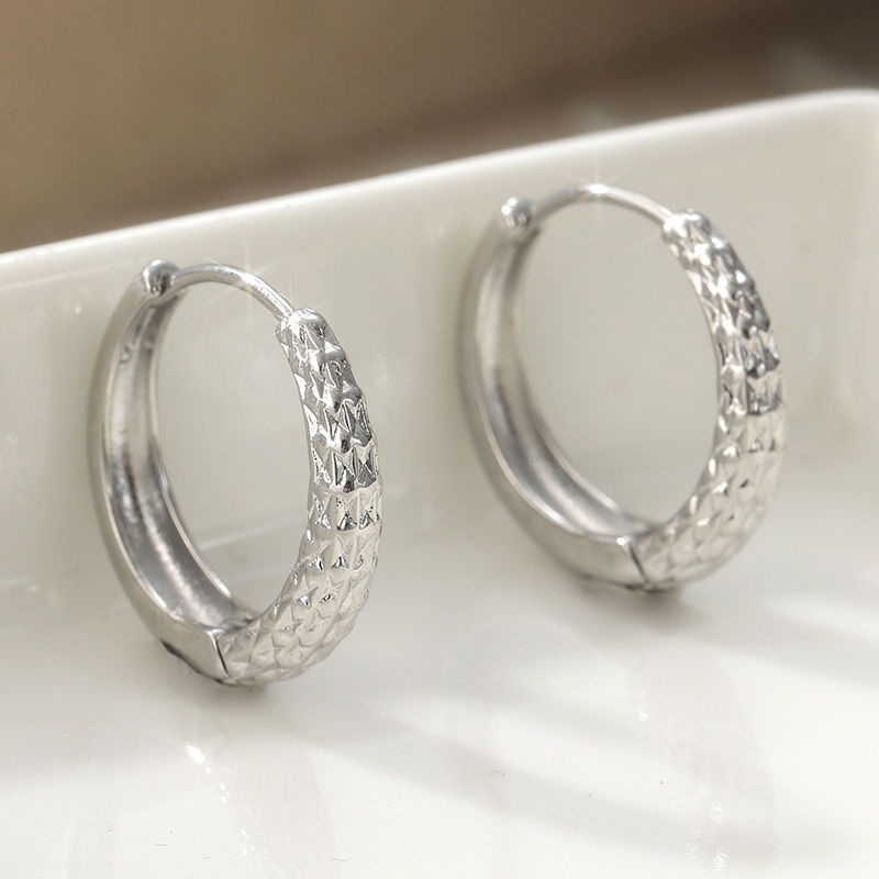 Women's Bright Silvery Rhombus Engraved Surface Hoop Earrings