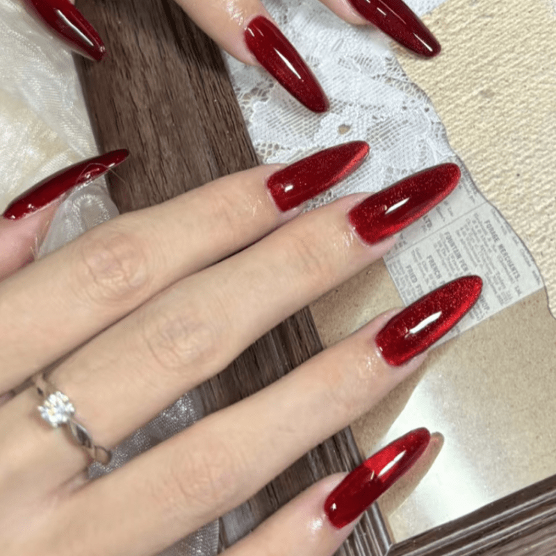 90pcs Red Glitter Aurora Cat Eye | Bright Festive Red Base Shimmer Aurora Cat Eye Effect, Extra Long Almond Shape, Removable Press-ons For New Year, Wedding & Party Manicure, Nail Art Decor