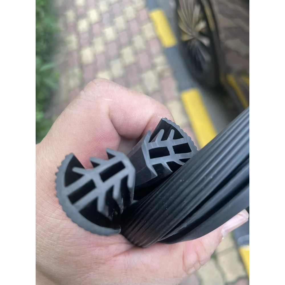 2m (6.56ft) Car Floor Seat Track Seal Strip Rubber Seals Kit Seat Modification Track Seal, For Specific Van Models