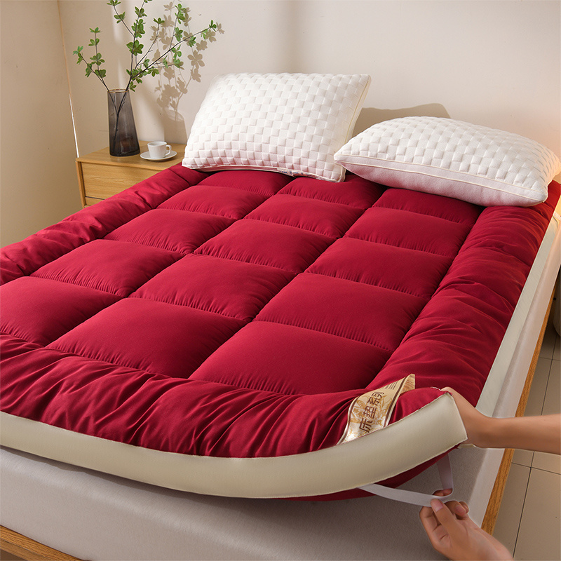 1pc Luxury Mattress Pad, Instant Warmth Winter Cold Protection, Ultra-Soft Comfortable Thickened Warm Mat, Corner Straps, 3D Quilted Mattress Protector, Skin-Friendly Breathable, Fluffy, Fall Winter Choice, Single Double Bed Cover Large Size