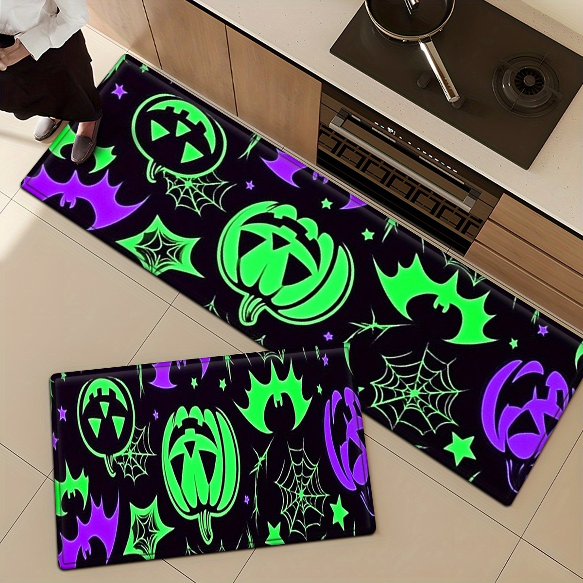 1/ 2/ 3pcs Halloween Pumpkin Bat Web Flannel Rugs Non Slip Washable, Throw Rug, Runner Rug, Floor Mat, Doormat, Living Room Laundry Bathroom Water-absorbing Mat Set, Area Rug, Decor
