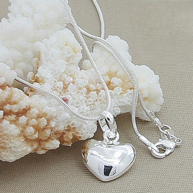 TEMU 925 Silver Heart Heart Pendant - Snake Chain Necklace For Daily Wear, , Vacations, And Gift - Christmas Special Launch Total Weight Of The
