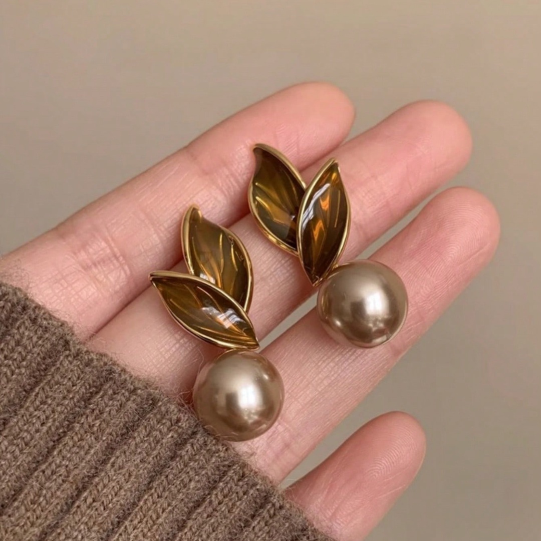 TEMU 1 Par de Aretes de Perlas Artificiales con Hoja de de Aceite, Elegantes y Delicados, Moda Retro para Mujer, Combinación de Joyería de Otoño