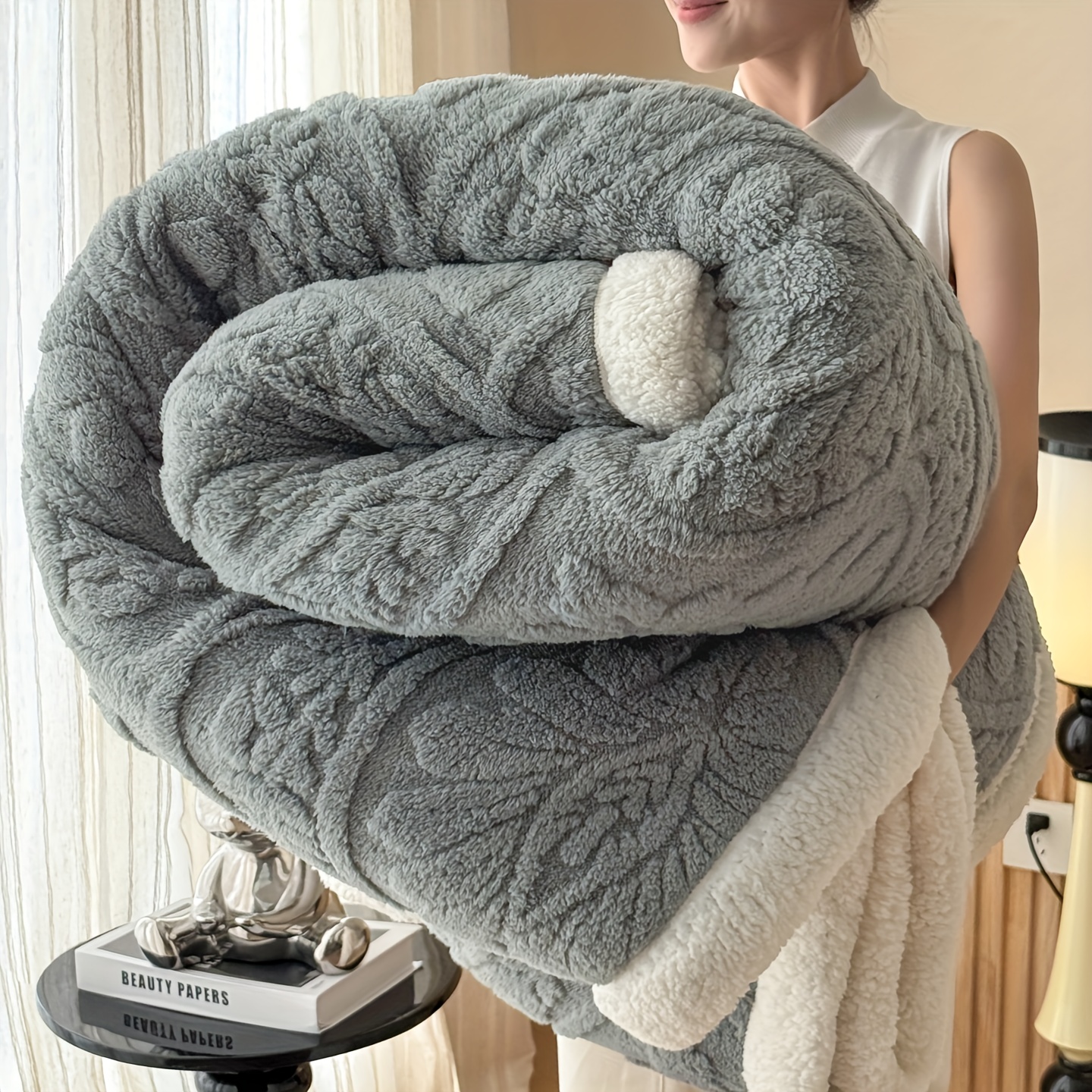 Full Size Bed Blanket, Lightweight And Not Heavy, Suitable For , Neutral Versatile Color, Home Couch Throw Blanket Office Nap Blanket, Multi-functional Plush Blanket, Machine Washable