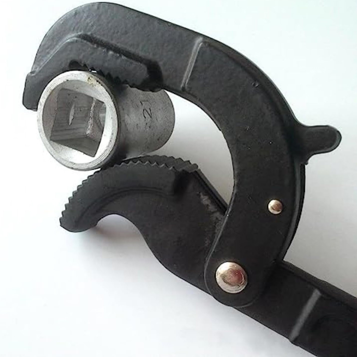 Multi-Function Adjustable Spanner with Flexible Jaw