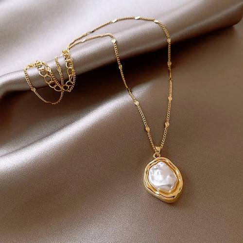 a fashionable and elegant new irregular pearl pendant necklace luxury and daily accessory for women and a birthday gift for party jewelry