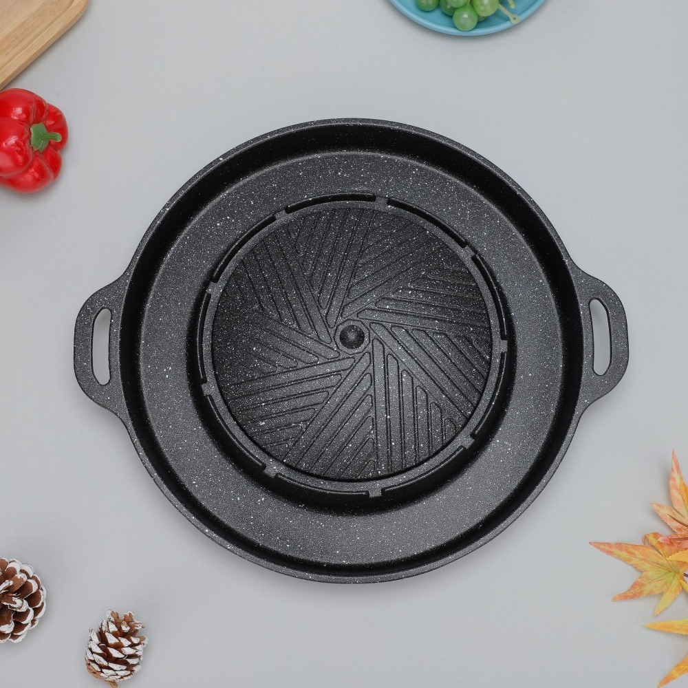 Image of Korean-style Barbecue Grill Pan, -one Grilling, Frying, And Cooking Pan With Heating And . Perfect As A Camping Grill , Ideal For Home, Backyard, And Outdoor Camping Use.