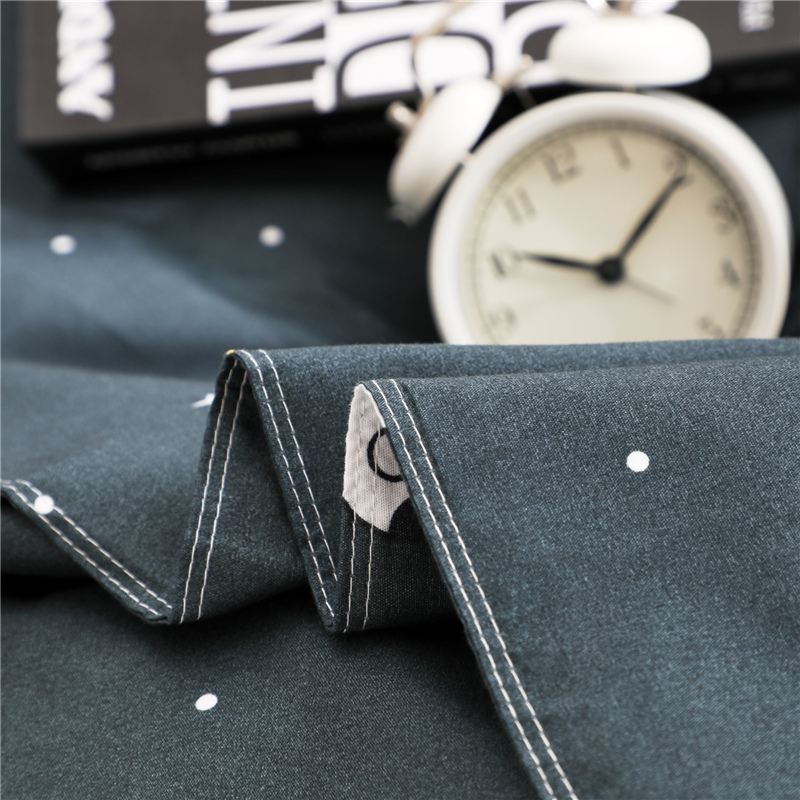 4pcs Set: Multi-Colored Planets + White Galaxy Stars Starry Sky Pattern, Modern Style Bedding (1 Duvet Cover + 1 Flat Sheet + 2 Pillowcases), Soft and Machine Washable Synthetic Fiber Fabric, Suitable for All Seasons, Does Not Include Comforter