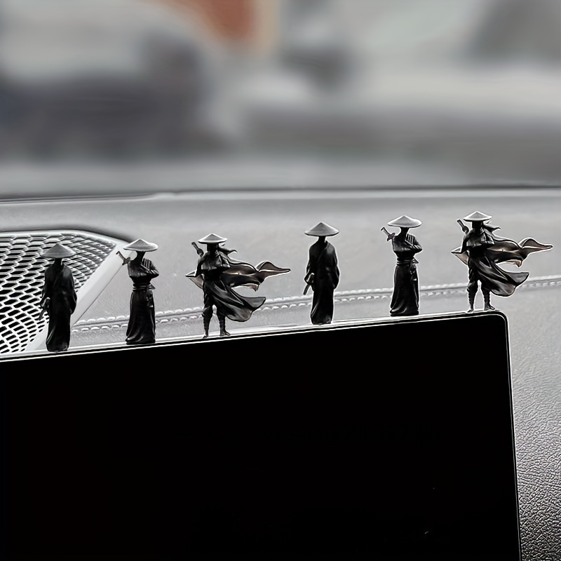 

A Set Of 6 Chinese Martial Arts Character Statues, Traditional Decor For The Dashboard Of A Car, Featuring The Camaraderie Of And Traditional Martial Artists.