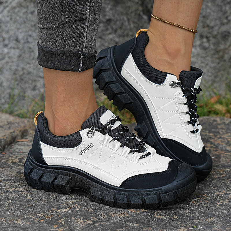 Lightweight Thick-Soled Women's Trendy Athletic Shoes