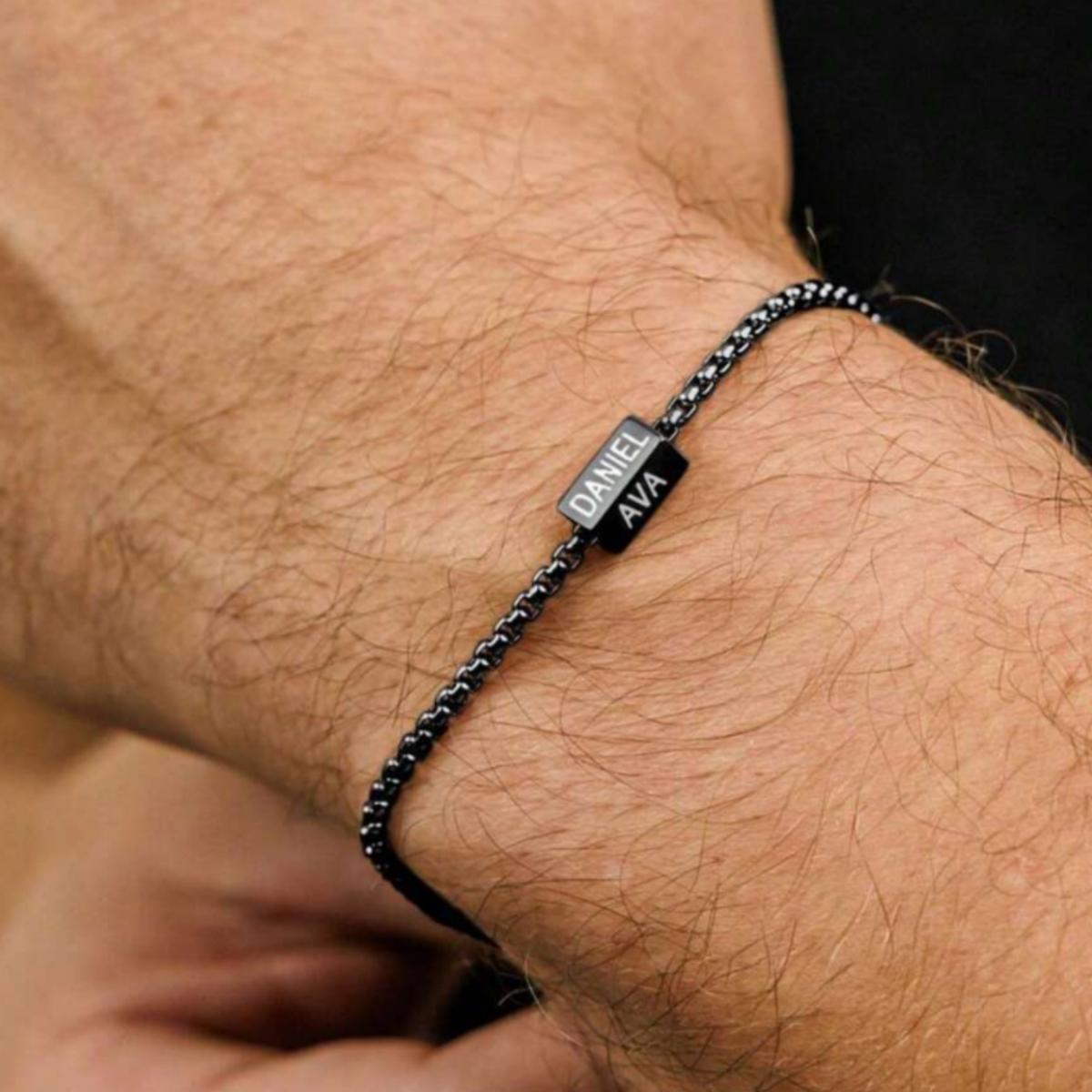 TEMU A Personalized Men's Custom Name 304 Stainless Pendant Bracelet, A Multi-engraved Name Bracelet With 1-4 Sides Of Personalized Engraving, A 304