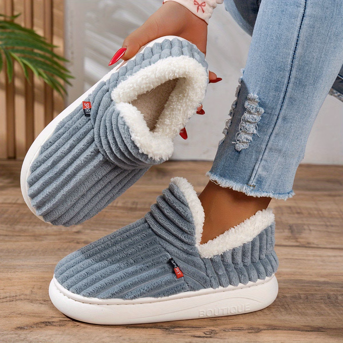 chaussures dintérieur dhiver pour femmes à semelle épaisse et doublure en peluche, style nouveau transfrontalier, chaussons pour hommes avec talon, chaussures pour femmes Détails du produit 1