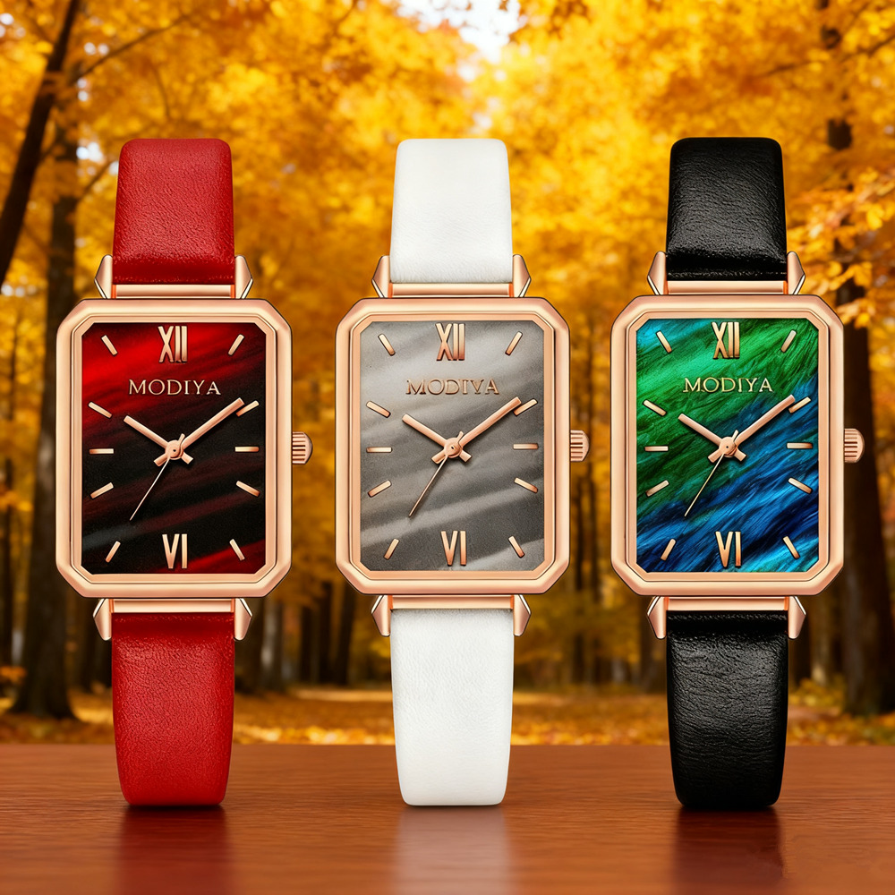 Elegant Women\'s Watch Set with Red and Green Straps Gucci Women main image 4