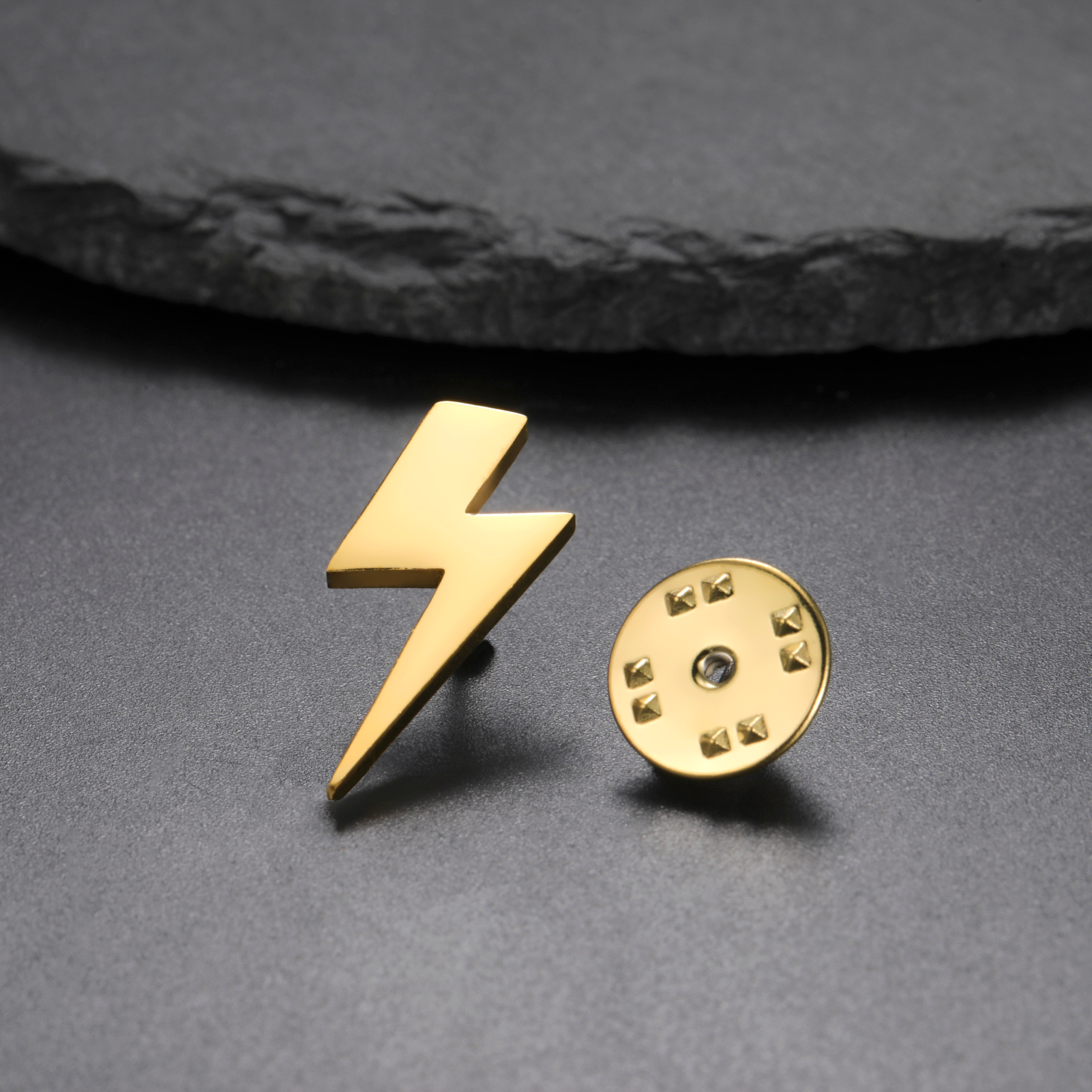 TEMU 1 pieza Mini broche para hombre, broche de moda de acero inoxidable para , Joyería regalo de boda, Broche de moda con forma de , Accesorios de