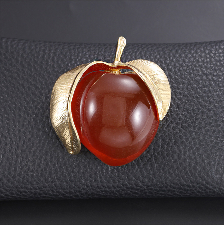 1pc elegant vintage style enamel peach brooch high end transparent fruit shaped pin fashionable simulation modeling badge for clothing and suits details 0