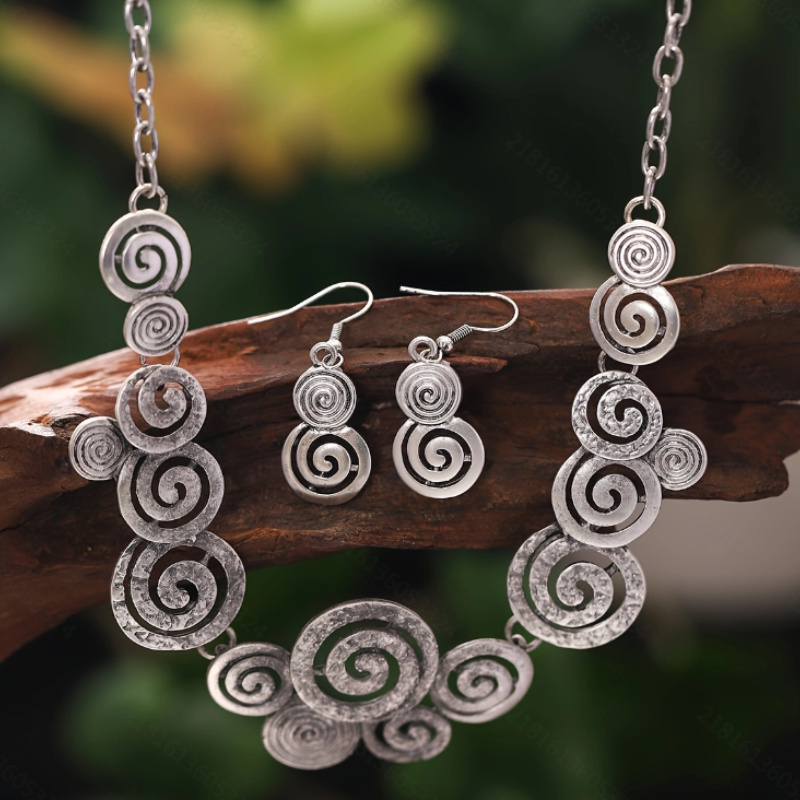 TEMU Conjunto de collar y aretes para mujer con diseño retro minimalista geométrico circular en hueca