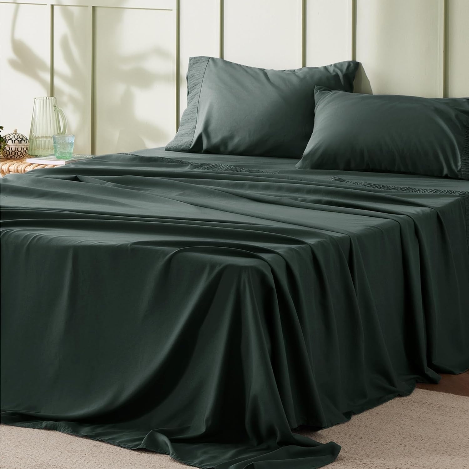 

Bedsure Business Sheet Sets - Soft Sheets 3/ 4 Pcs Business Sheets Polyester Microfiber Cooling Bed Sheet Set