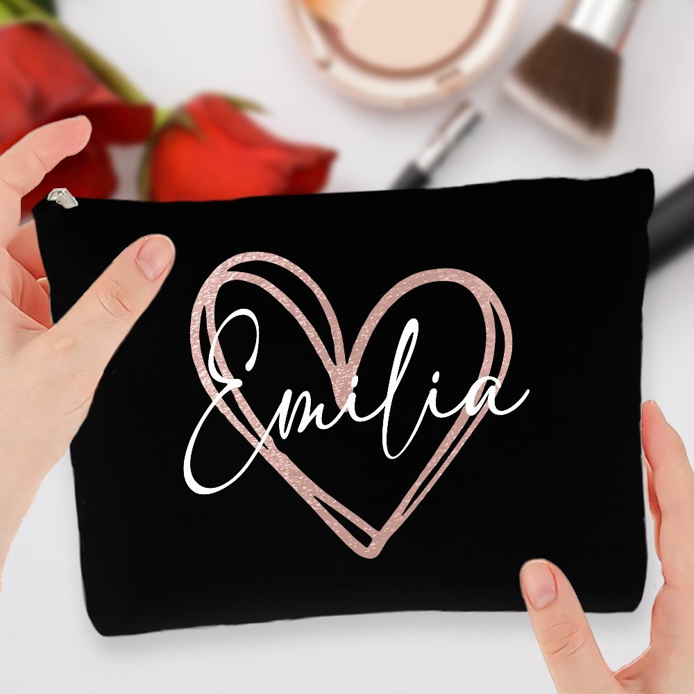 Custom Name Heart Makeup Bag, Personalized Makeup Bag With Name, Bridesmaid Gift, Girlfriend's Gift, Gifts For Women, Valentine's Day Gift, Gifts For Mom And Grandma, The Product Is A Printed Product