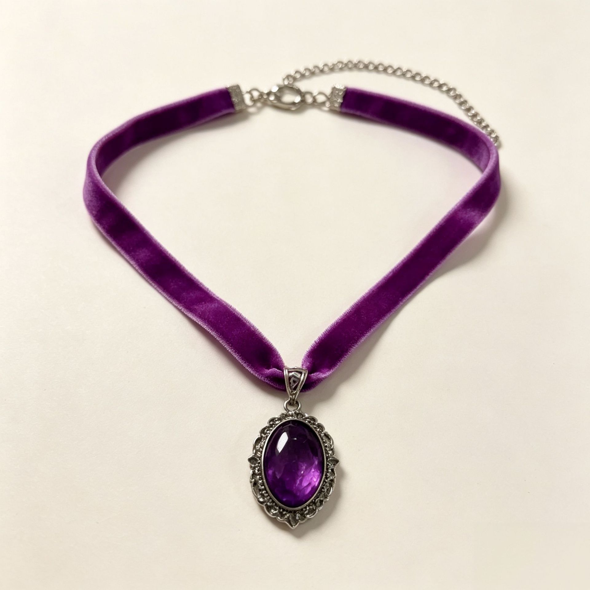 TEMU Vintage Gothic Pendant Necklace, Purple Velvet Necklace, Women's Fashion Jewelry