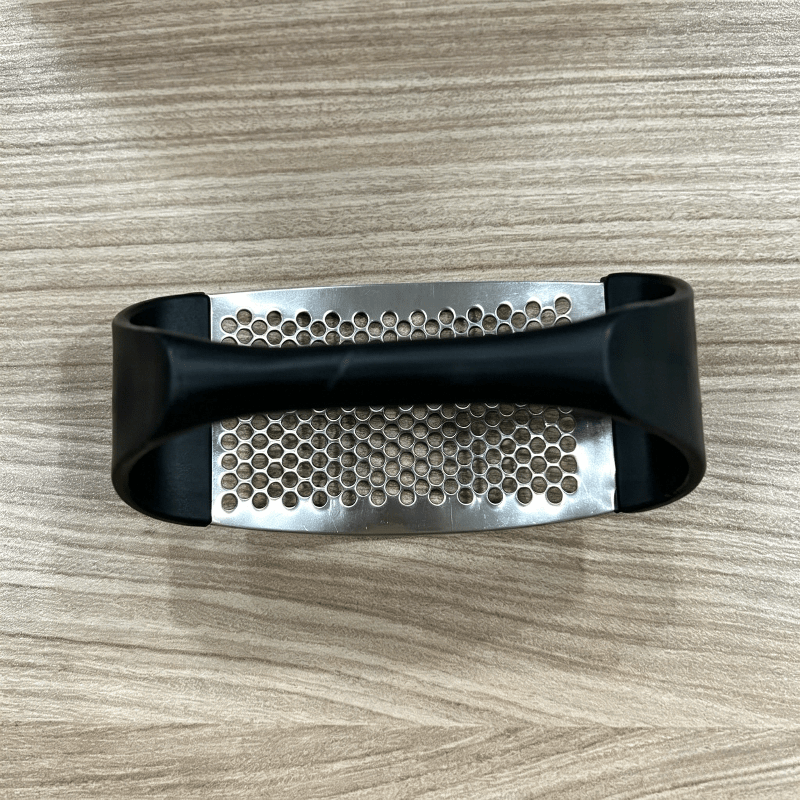 TEMU 1pc Manual Garlic Press, Black Stainless Steel Garlic Crusher, Kitchen Vegetable And Fruit Chopping Tool, Suitable For Restaurants And