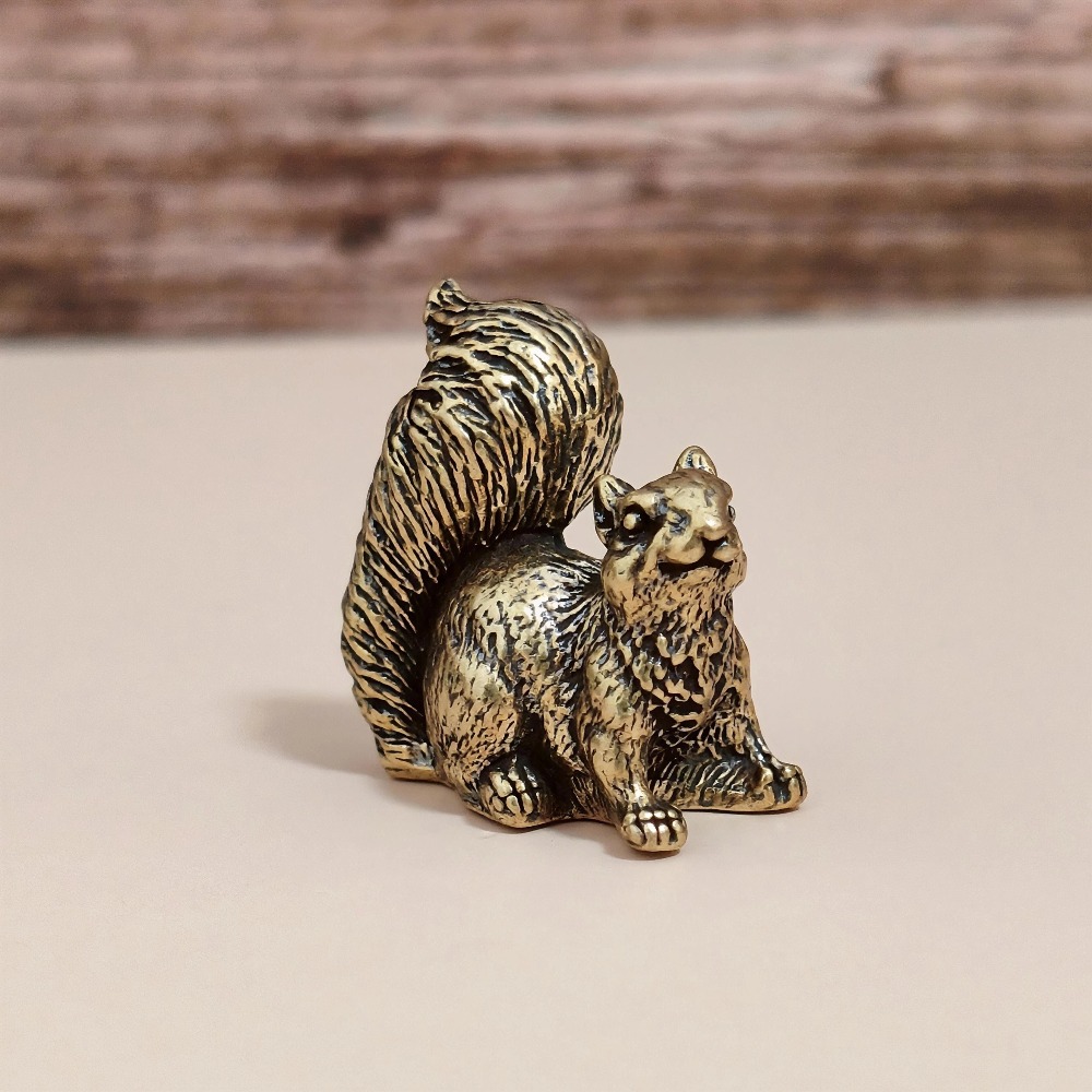TEMU Vintage Solid Brass Ornament Featuring A Squirrel Holding A Peach, Home Decor, Crafts, Gifts, And Tea Ceremonies