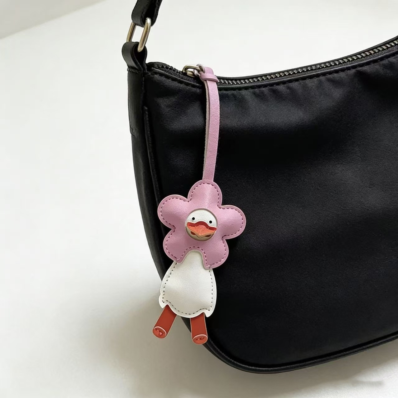 TEMU Cute Duck-shaped Pu Leather Keychain & Bag - Refueling Duck Pendant With Phone Chain, Car Accessory Suitable For Pet Lovers Women & Ladies,