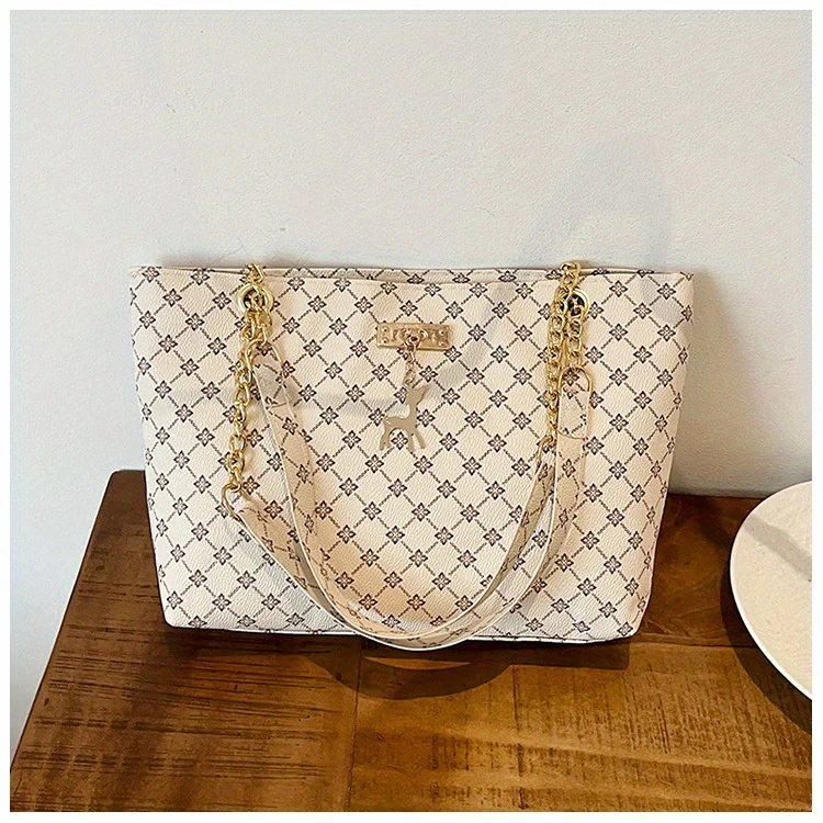 large capacity womens bag commuter retro stylish handbag shoulder bag niche tote bag details 13