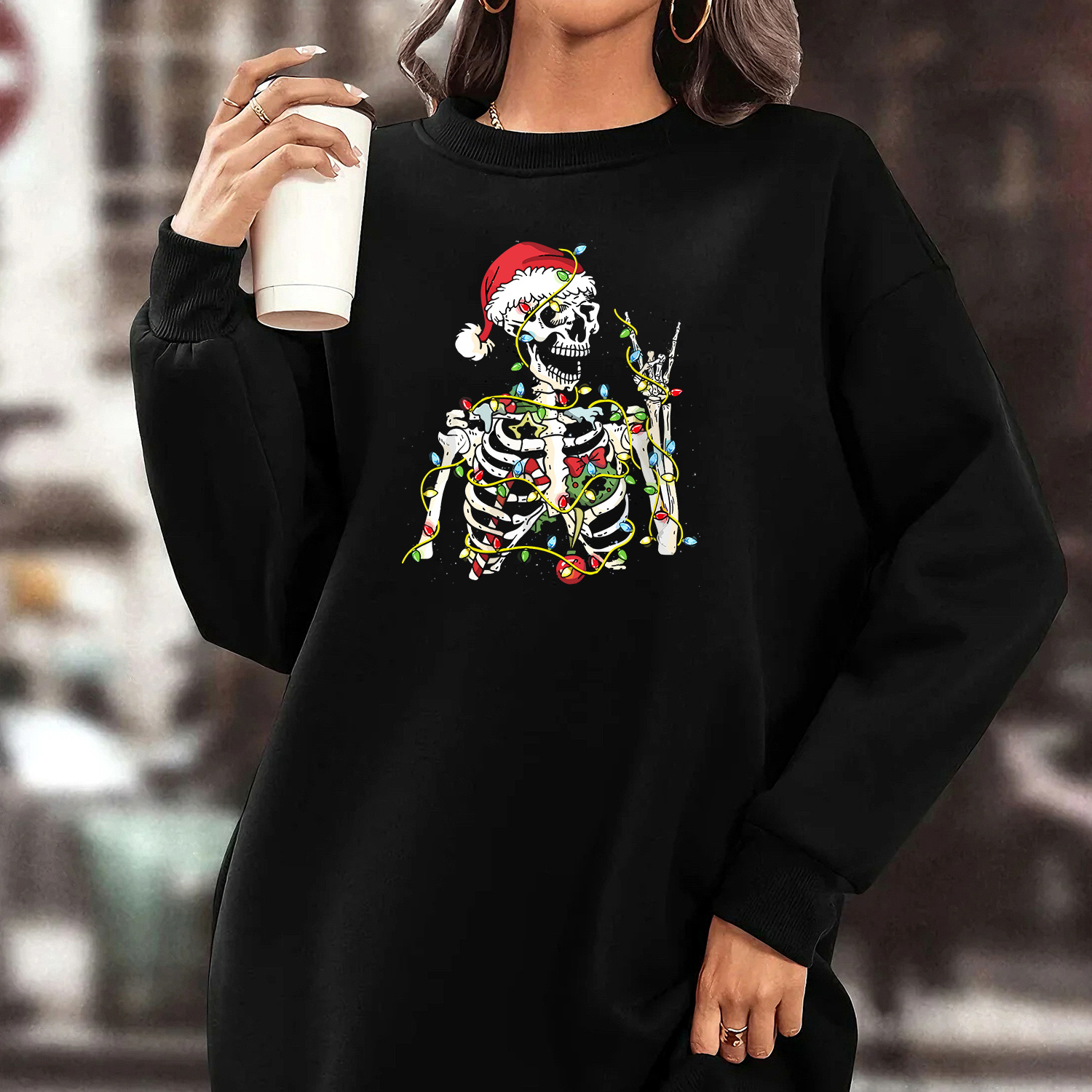 

Cozy Plus-size Fleece-lined Christmas Skull Print Dress For Women - Casual Long Sleeve With Pockets, Round Neck Sweatshirt Style, Machine Washable, Best For Christmas