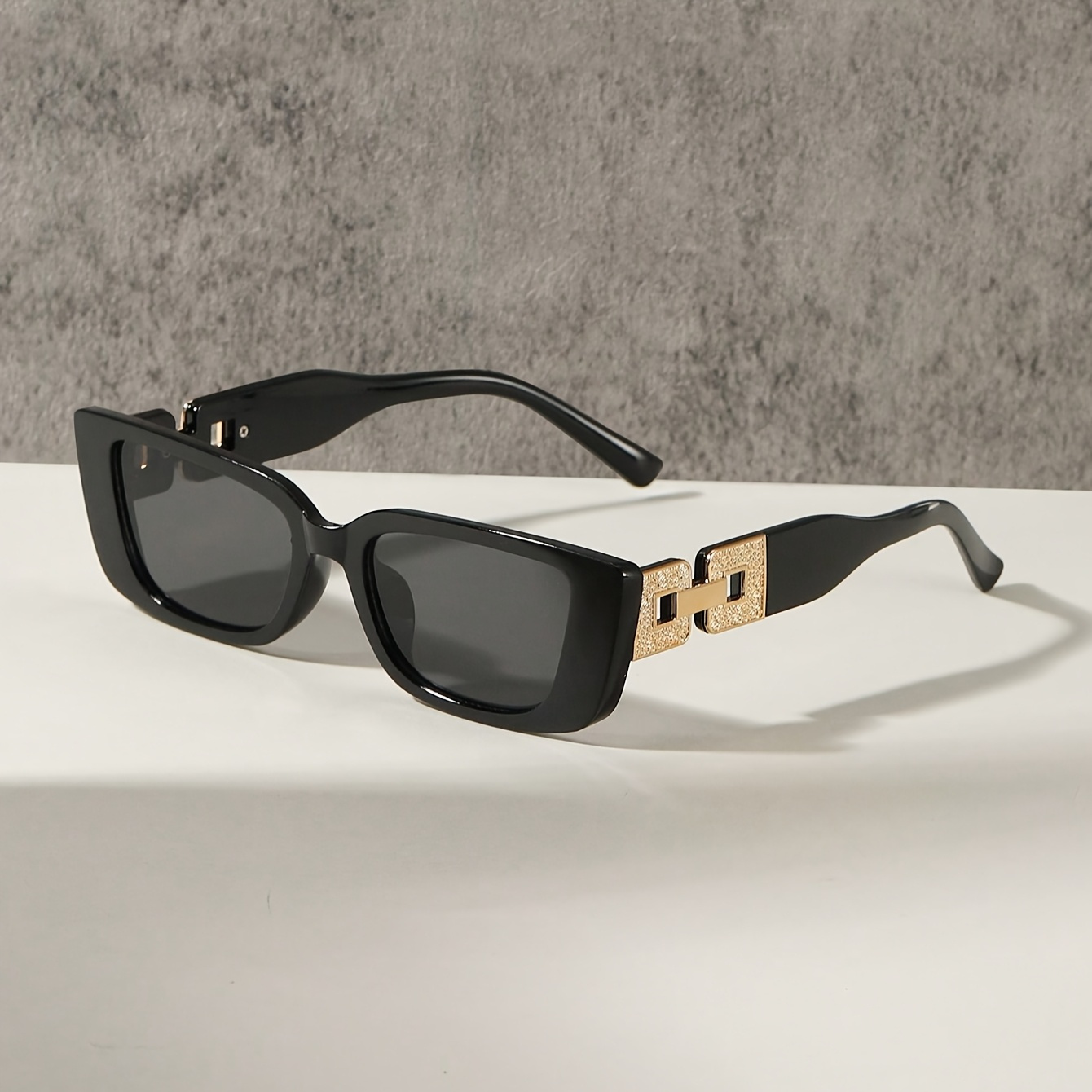 Women's Vintage Anti-Reflective Eyewear - Retro Polycarbonate Glasses Suitable for Casual Attire, Durable Lightweight Frames & Lenses, for Daily Fashion, Casual, Office, Driving, Minimalist Retro Style for Modern