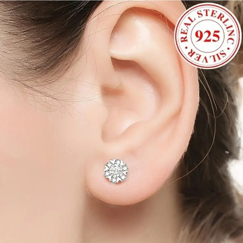 

Pair Of Sparkling S925 Pure Silvery Earrings - Elegant And Simple Luxury , Suitable For All , Suitable For And Parties