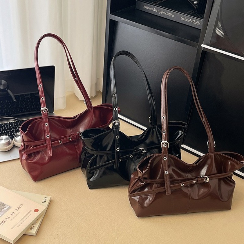 2026 New Korean Style Large Capacity Underarm Tote Bag Commuter Versatile Tote Shoulder Bag for Women in Colors Suitable for Gifting