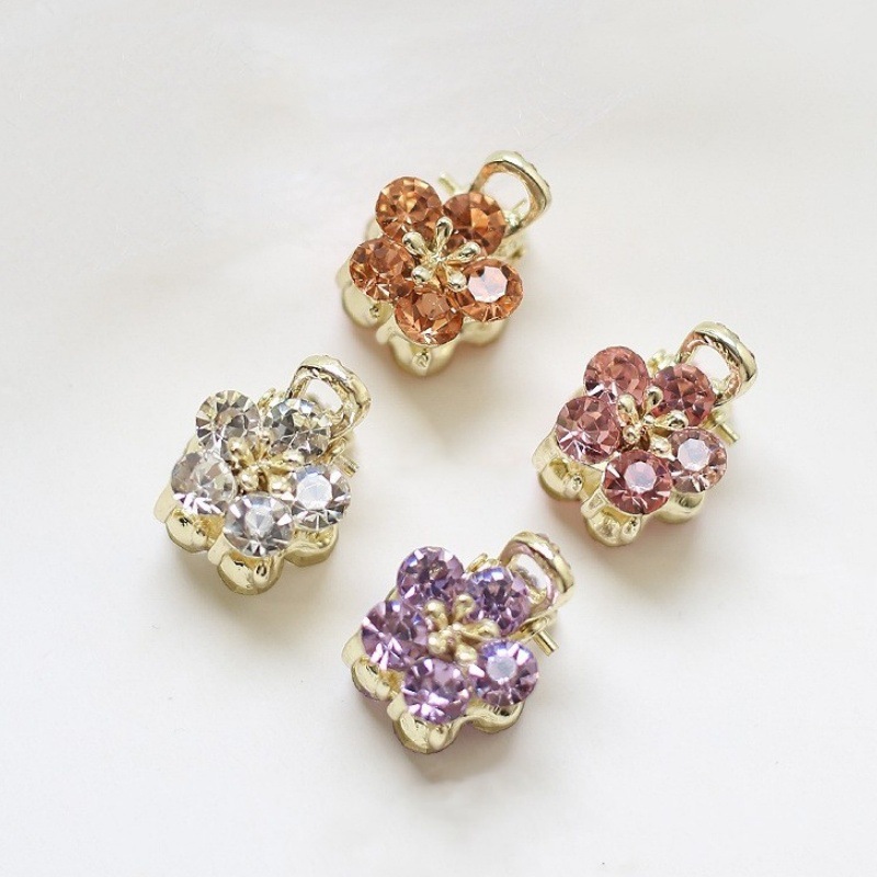 TEMU Ensemble de 4 pinces à cheveux mini avec fleurs en strass, mignonnes et douces, pince à cheveux pour femmes, frange latérale anti-poussière