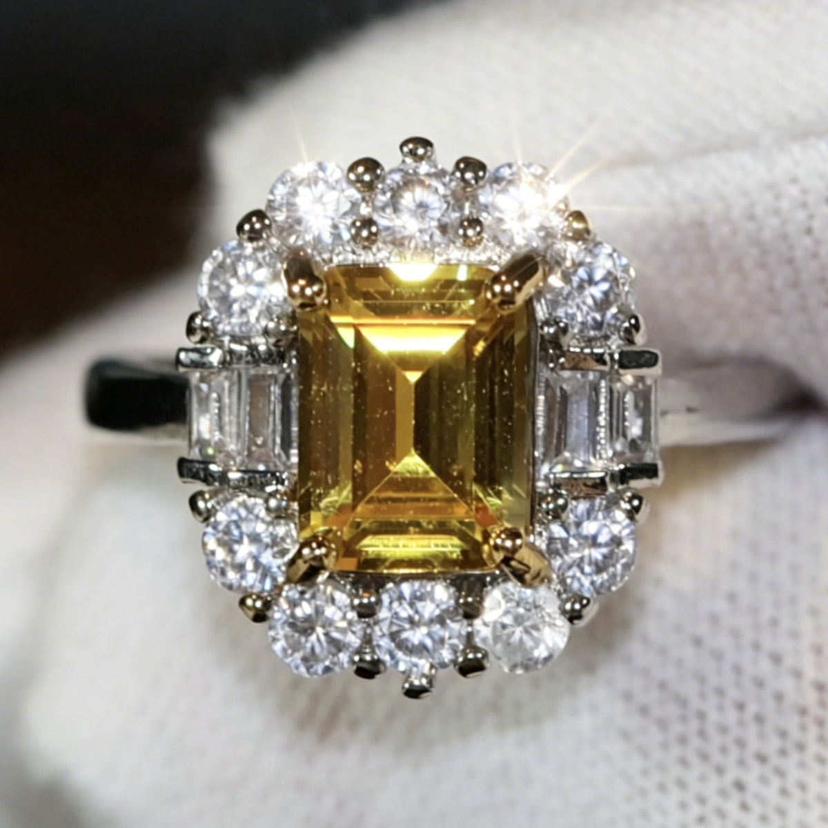 Women's Luxurious Yellow Synthetic Cubic Zirconia Engagement Ring