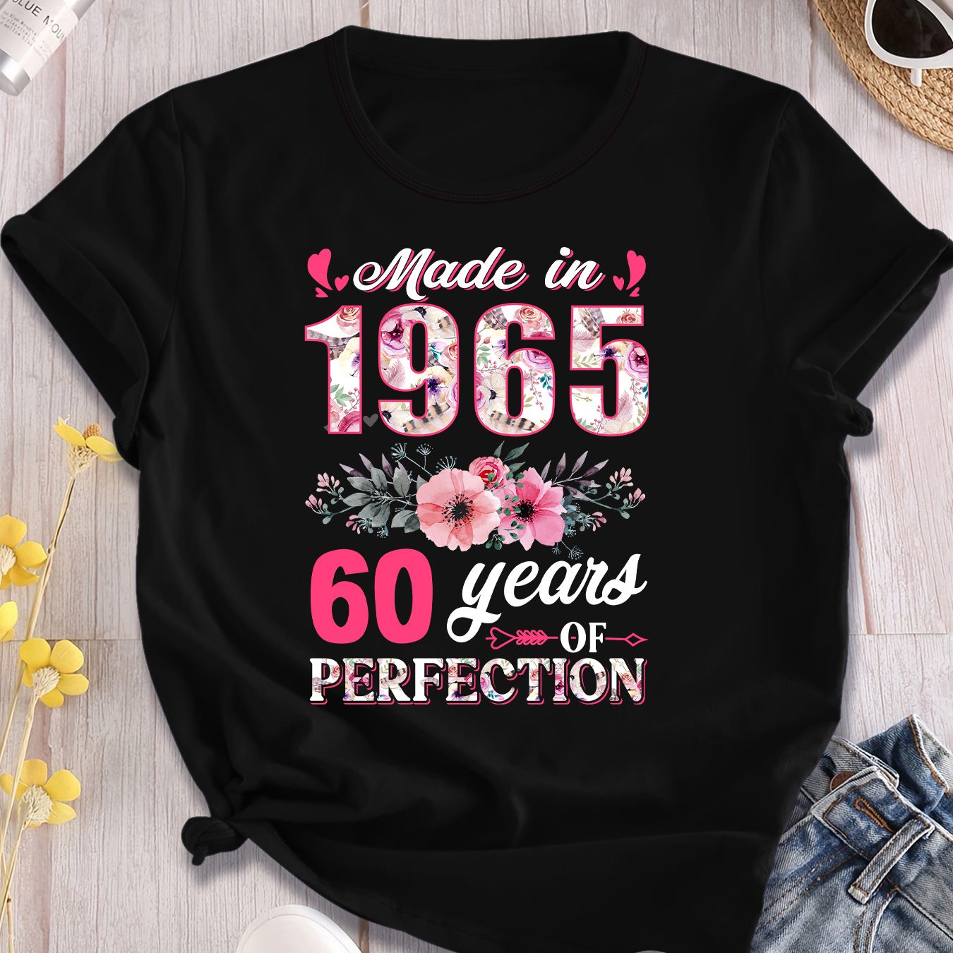 

Made In 1965 60-year-old Flower 60th Birthday Gift Printed Crewneck T-shirt, Sportswear Everyday Top, Women's Dress