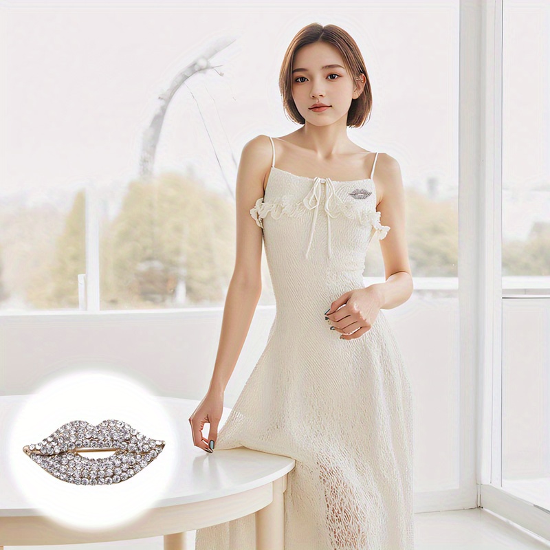 Image of High-end Temperament Elegant Design Rhinestone Lip Brooch