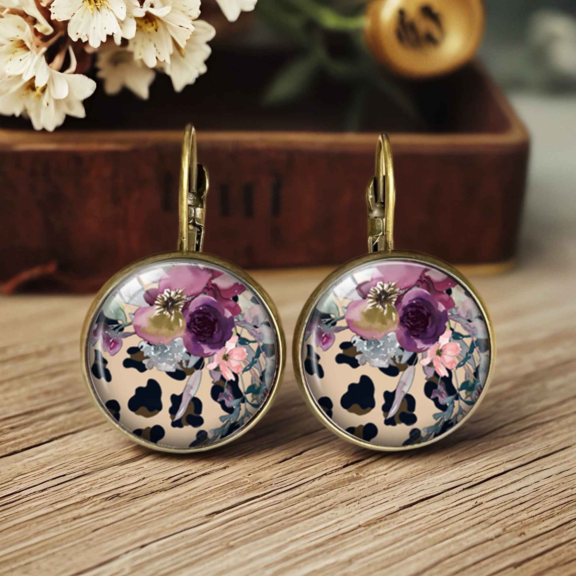 Image of 1 Pair Of Vintage Purple Floral Leopard Print Design Earrings - Style Accessory Jewelry